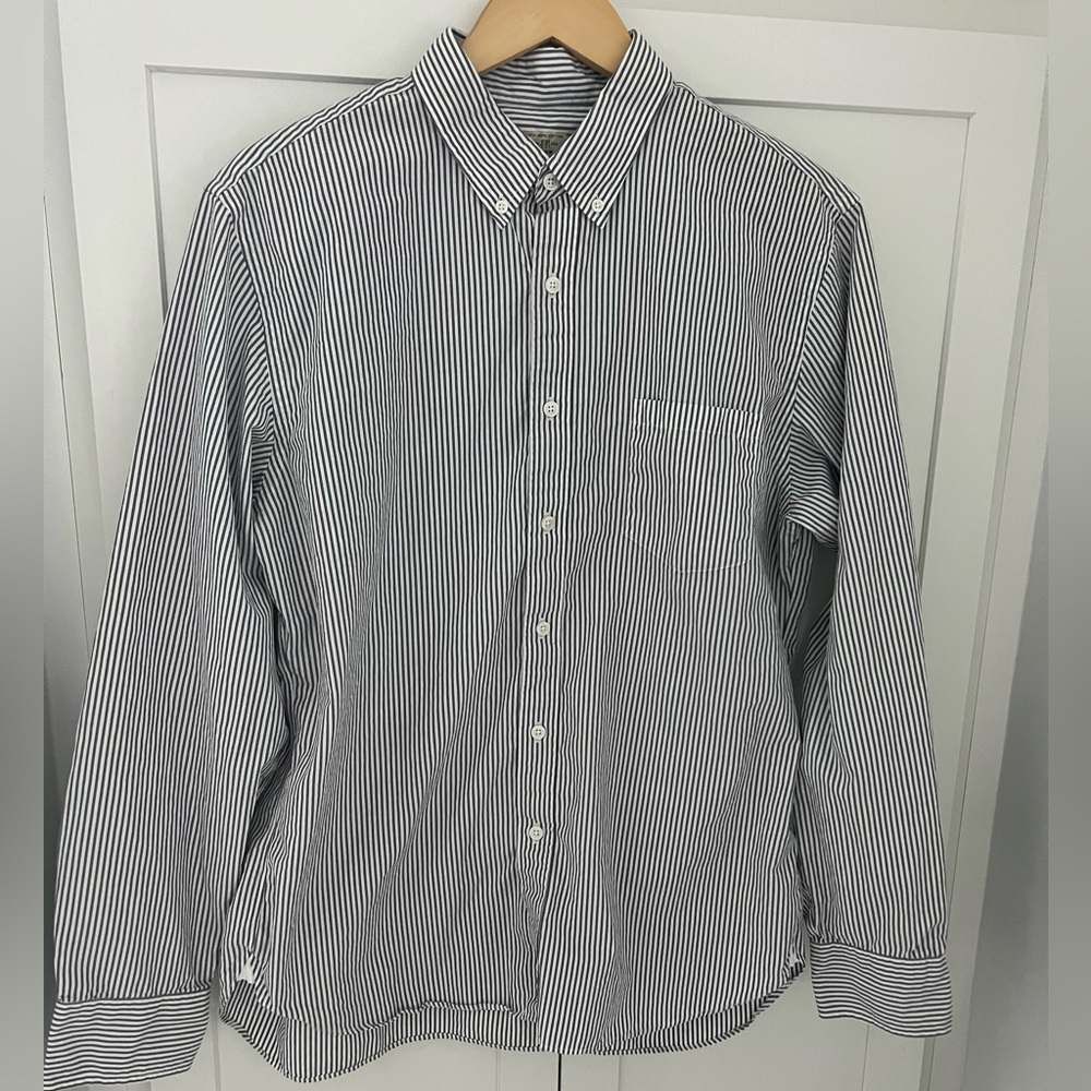 J. Crew 100% cotton Men's Gray and White Striped Button-Down Shirt Size Large